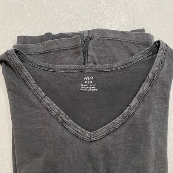 Aerie Oversized V-Neck T-Shirt XL Gray Casual Soft Basic Tee - Picture 9 of 9